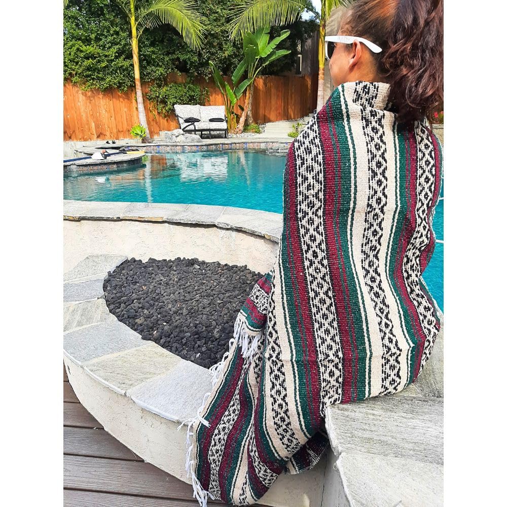 Amazon.com: Open Road Goods Thick Mexican Blanket- Red